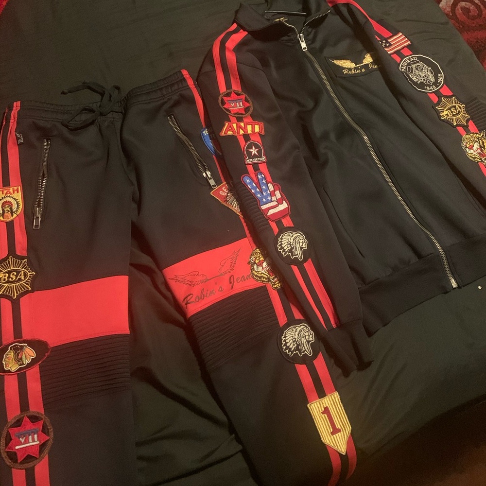 ROBIN’S JEAN TRACK SUIT size med (slim fit)